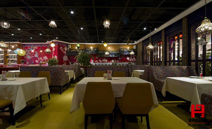 布拉諾西餐廳設(shè)計